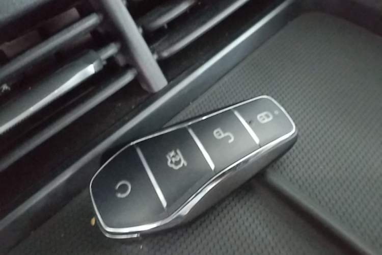Used BYD Seal 06 New Energy 2024 DM-i 120KM Luxury Model Vehicle Key