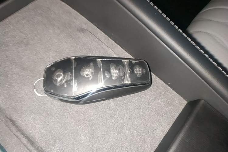 Used BYD Seal 06 New Energy 2024 DM-i 120KM Flagship Model Vehicle Key