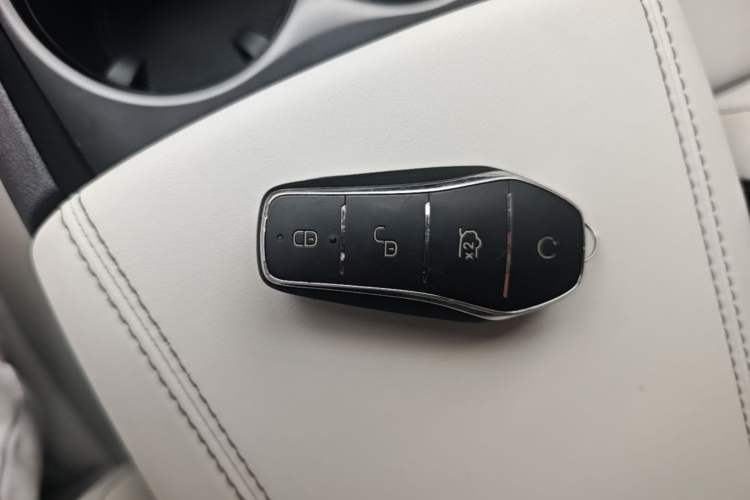Used BYD Seal 06 New Energy 2024 DM-i 80KM Luxury Model Vehicle Key