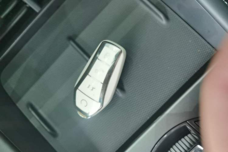 Used BYD Seal 06 New Energy 2024 DM-i 80KM Prestige Model Vehicle Key