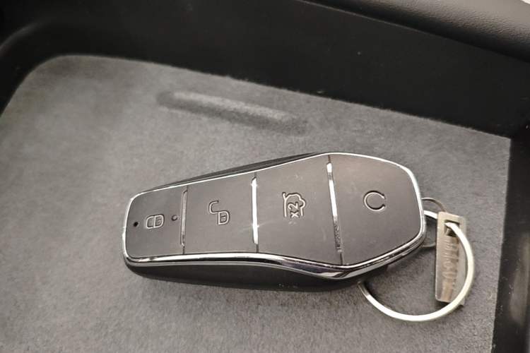 Used BYD Seal 06 New Energy 2024 DM-i 120KM Flagship Model Vehicle Key