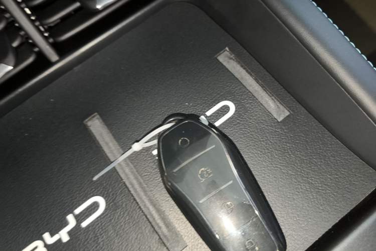 Used BYD Seal 06 New Energy 2024 DM-i 120KM Flagship Model Vehicle Key