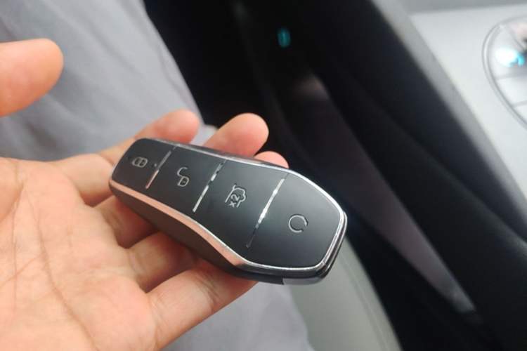 Used BYD Seal 06 New Energy 2024 DM-i 80KM Luxury Model Vehicle Key