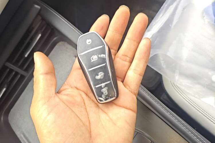 Used BYD Seal 06 New Energy 2024 DM-i 120KM Flagship Model Vehicle Key