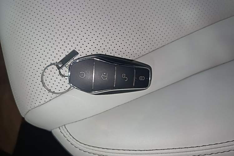 Used BYD Seal 06 New Energy 2024 DM-i 80KM Prestige Model Vehicle Key