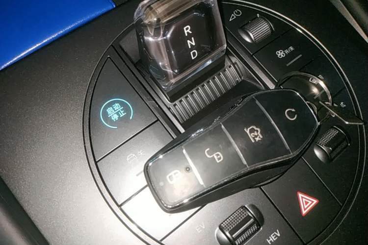 Used BYD Seal 06 New Energy 2024 DM-i 80KM Prestige Model Vehicle Key
