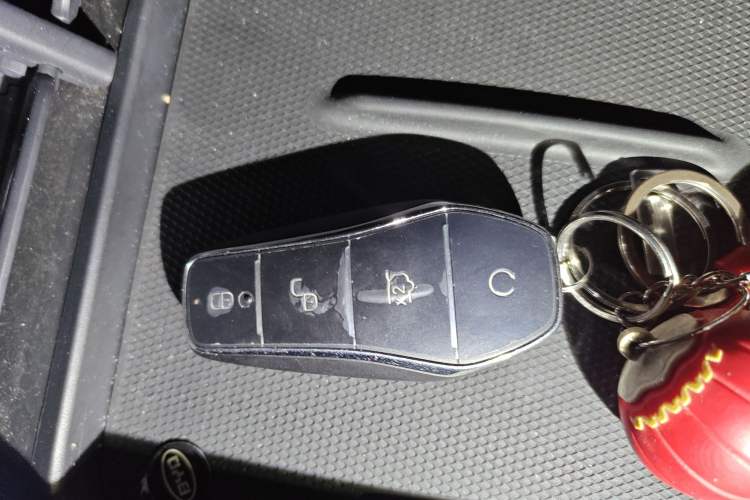Used BYD Seal 06 New Energy 2024 DM-i 120KM Luxury Model Vehicle Key