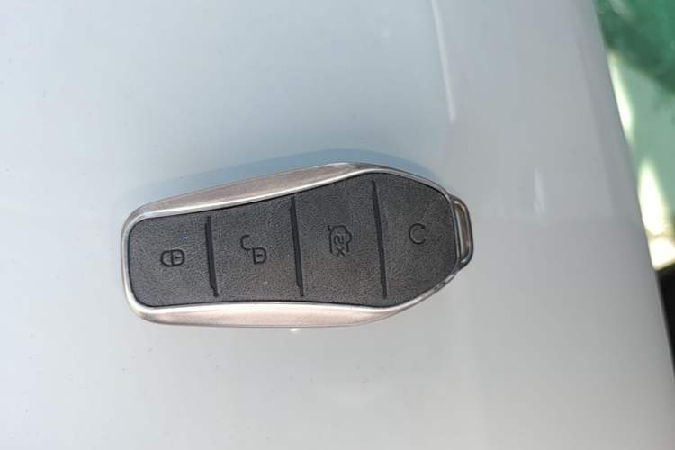 Used BYD Seal 06 New Energy 2024 DM-i 120KM Flagship Model Vehicle Key