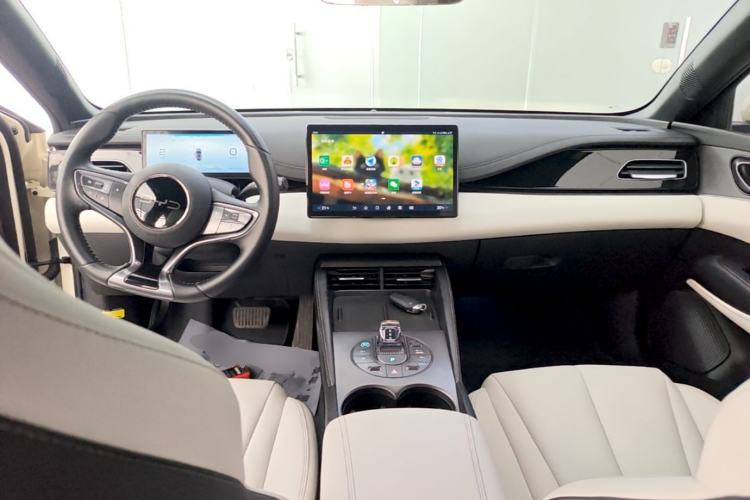 Used BYD Seal 06 New Energy 2024 DM-i 80KM Prestige Model Center Console