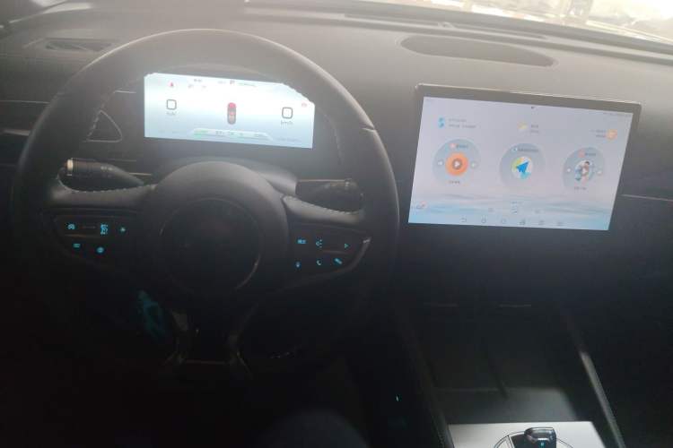 Used BYD Seal 06 New Energy 2024 DM-i 80KM Prestige Model Center Console