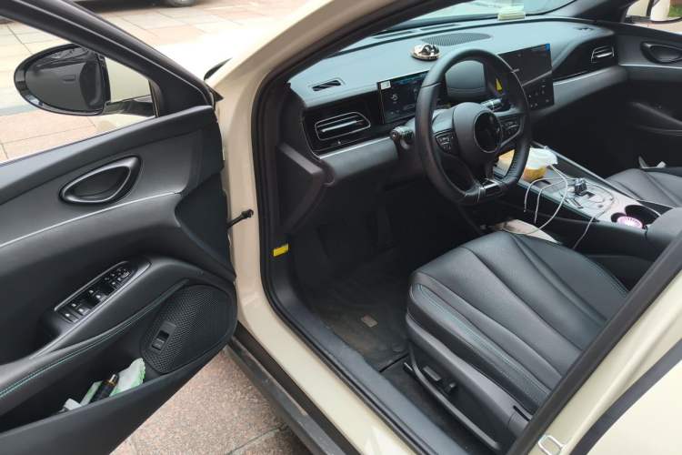Used BYD Seal 06 New Energy 2024 DM-i 80KM Prestige Model Driver Seat
