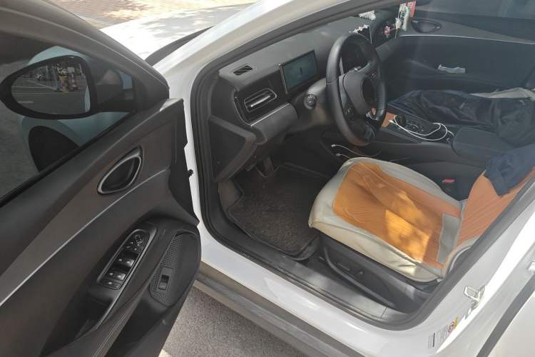 Used BYD Seal 06 New Energy 2024 DM-i 80KM Prestige Model Driver Seat