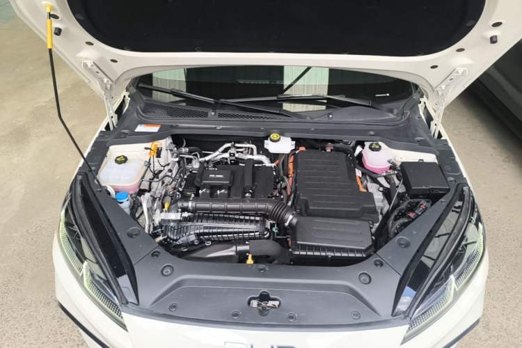 Used BYD Seal 06 New Energy 2024 DM-i 80KM Prestige Model Engine Bay