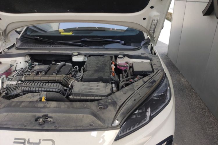 Used BYD Seal 06 New Energy 2024 DM-i 120KM Prestige Model Engine Bay Left