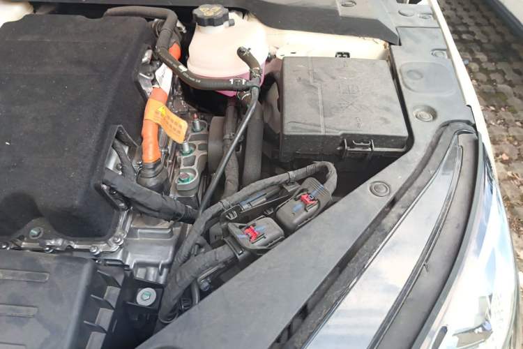 Used BYD Seal 06 New Energy 2024 DM-i 120KM Flagship Model Engine Bay Left