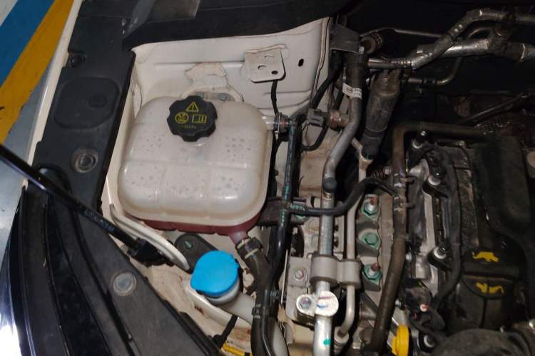 Used BYD Seal 06 New Energy 2024 DM-i 120KM Prestige Model Engine Bay Right
