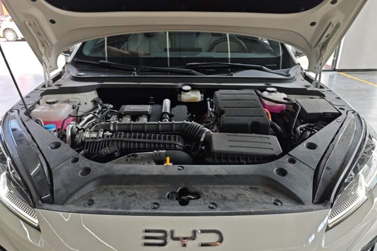 Used BYD Seal 06 New Energy 2024 DM-i 120KM Prestige Model Engine Bay