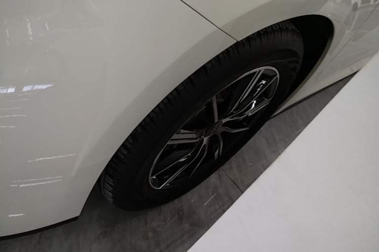 Used BYD Seal 06 New Energy 2024 DM-i 120KM Luxury Model Exterior 4