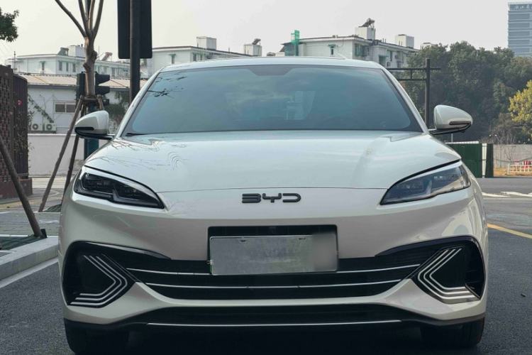 Used BYD Seal 06 New Energy 2024 DM-i 120KM Prestige Model Exterior 4
