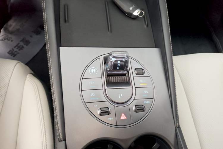 Used BYD Seal 06 New Energy 2024 DM-i 80KM Prestige Model Gear Lever