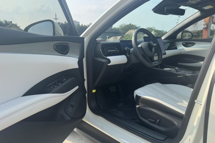 Used BYD Seal 06 New Energy 2024 DM-i 120KM Flagship Model Interior 12