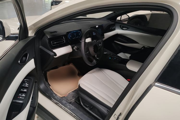 Used BYD Seal 06 New Energy 2024 DM-i 120KM Prestige Model Left Front Seat