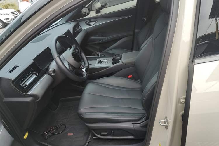 Used BYD Seal 06 New Energy 2024 DM-i 120KM Prestige Model Left Front Seat