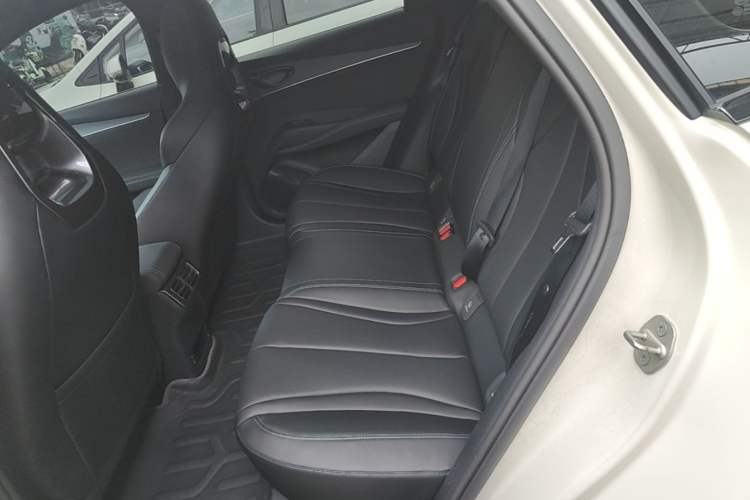 Used BYD Seal 06 New Energy 2024 DM-i 120KM Prestige Model Left Rear Seat