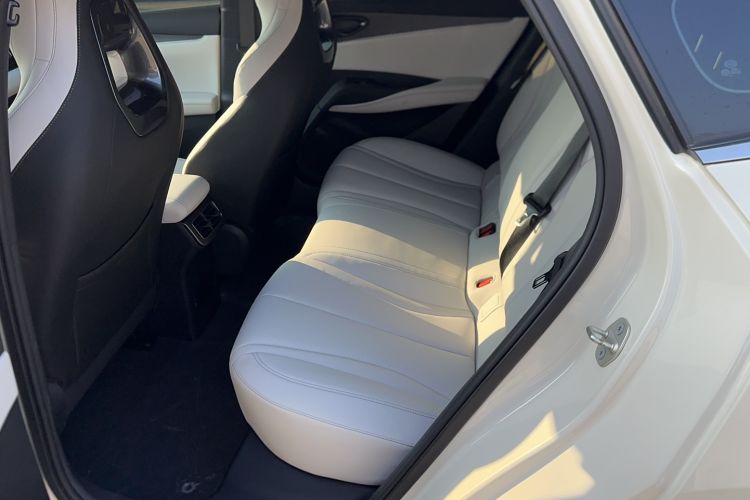Used BYD Seal 06 New Energy 2024 DM-i 120KM Prestige Model Left Rear Seat