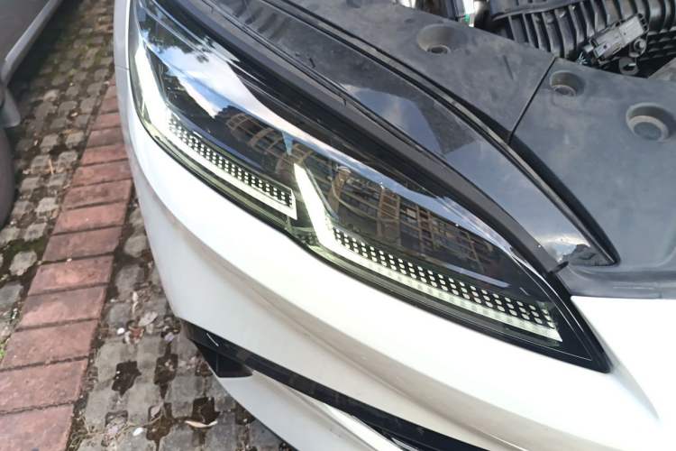 Used BYD Seal 06 New Energy 2024 DM-i 120KM Flagship Model Right Front Headlight