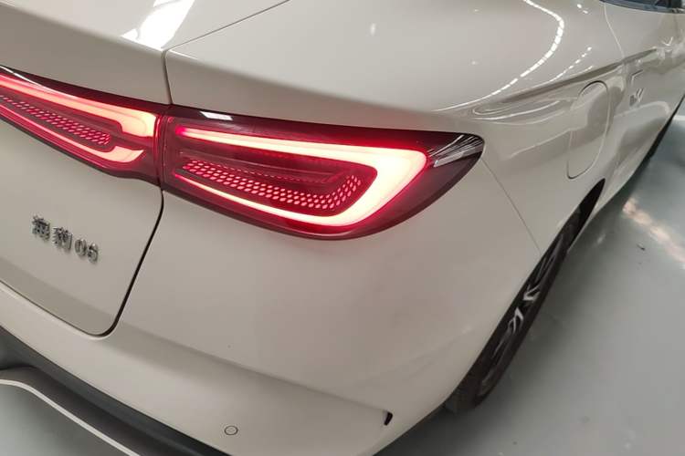 Used BYD Seal 06 New Energy 2024 DM-i 120KM Prestige Model Right Rear Taillight