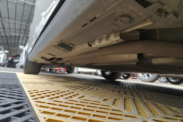 Used BYD Seal 06 New Energy 2024 DM-i 120KM Prestige Model Right Side Sill