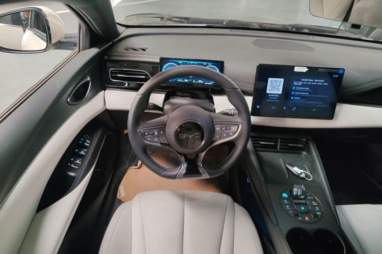 Used BYD Seal 06 New Energy 2024 DM-i 120KM Prestige Model Steering Wheel