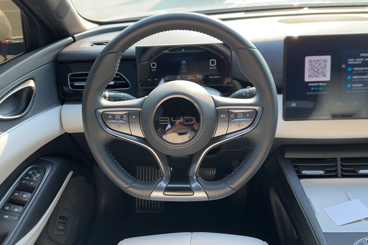 Used BYD Seal 06 New Energy 2024 DM-i 120KM Prestige Model Steering Wheel