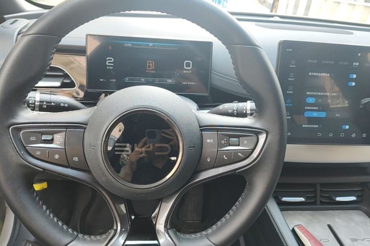 Used BYD Seal 06 New Energy 2024 DM-i 120KM Luxury Model Steering Wheel