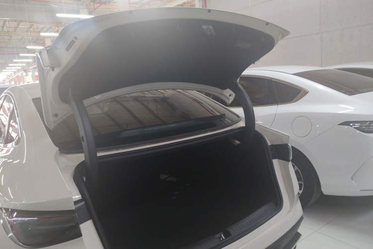 Used BYD Seal 06 New Energy 2024 DM-i 80KM Prestige Model Trunk