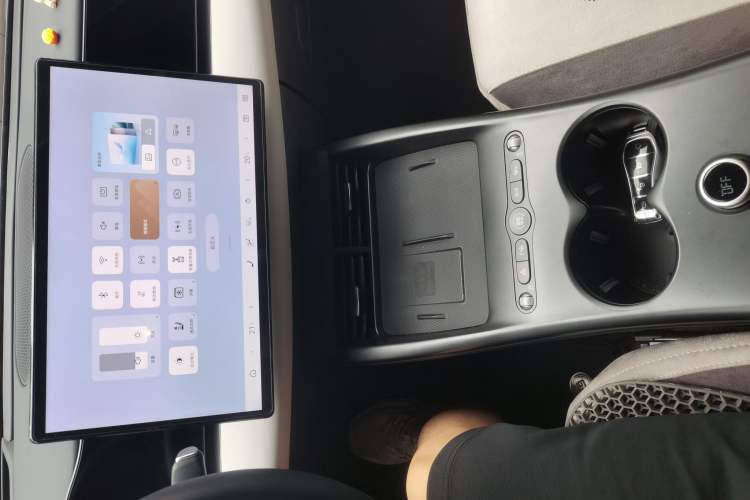 Used BYD Seal 06 New Energy 2025 EV 545KM Flagship Edition Audio And AC Panel