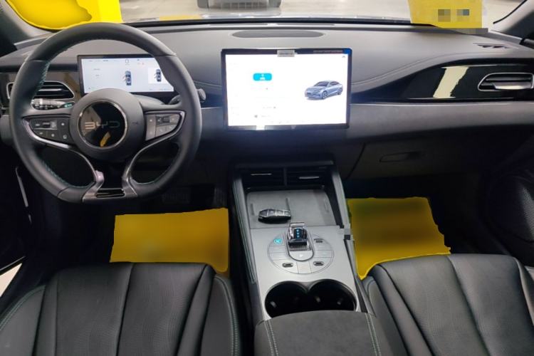 Used BYD Seal 06 New Energy 2025 DM-i Smart Drive 120KM Deluxe Model Center Console
