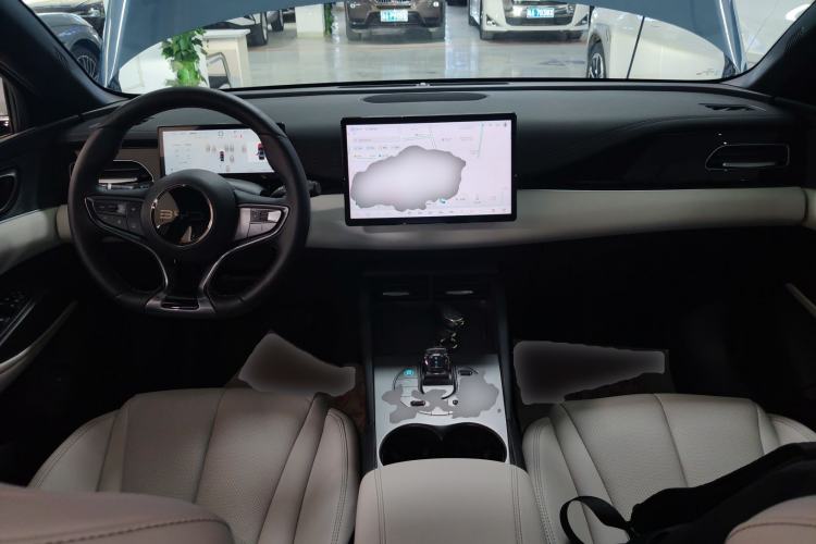 Used BYD Seal 06 New Energy 2025 DM-i Smart Drive 80KM Luxury Model Center Console