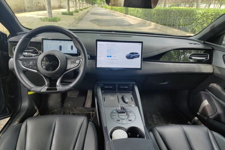 Used BYD Seal 06 New Energy 2025 DM-i Smart Drive 120KM Prestige Model Center Console