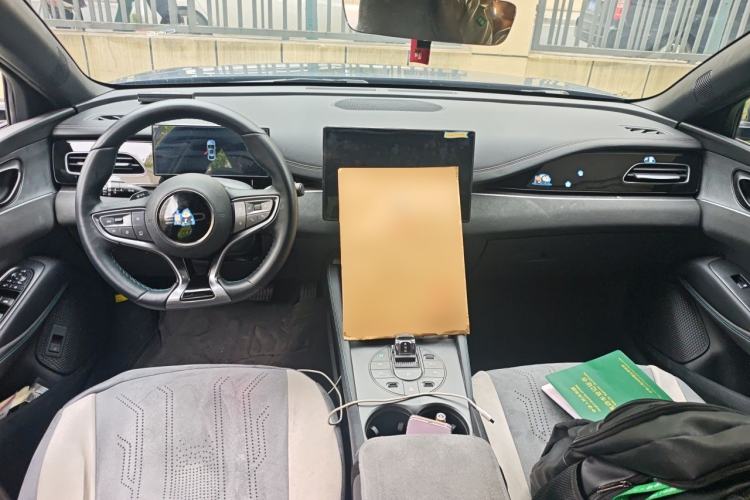 Used BYD Seal 06 New Energy 2025 DM-i Smart Drive 120KM Deluxe Model Center Console