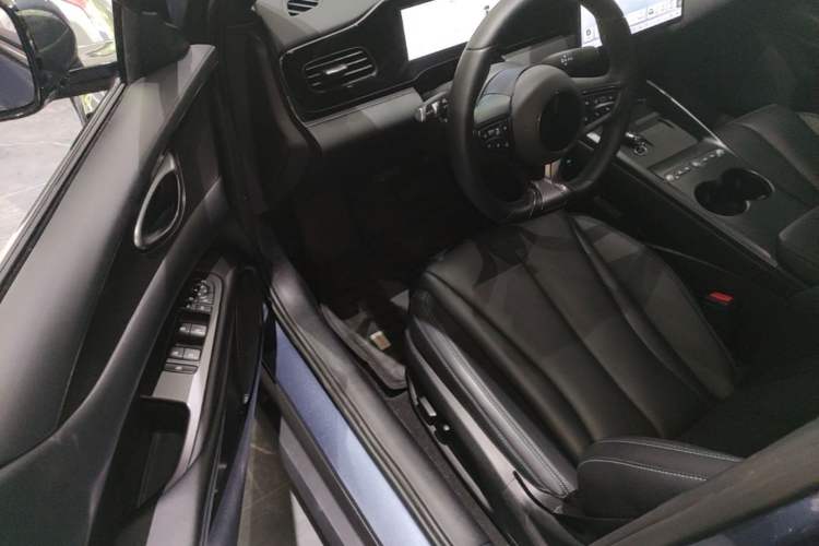 Used BYD Seal 06 New Energy 2025 EV 545KM Premium Edition Driver Seat