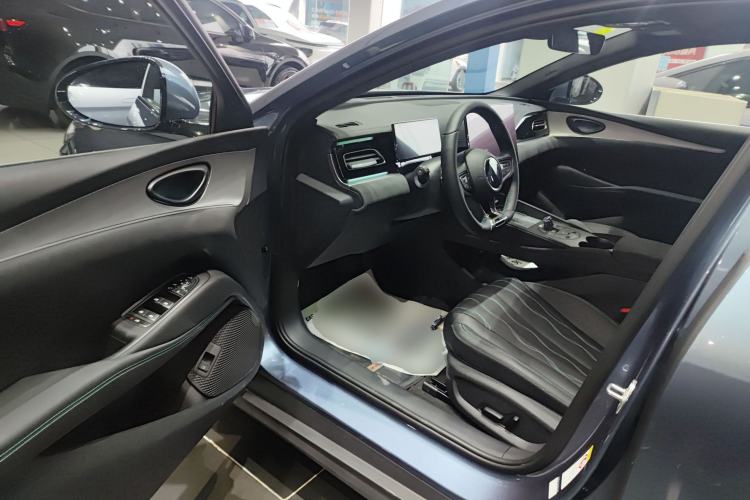 Used BYD Seal 06 New Energy 2025 DM-i Intelligent Drive 120KM Flagship Model Driver Seat