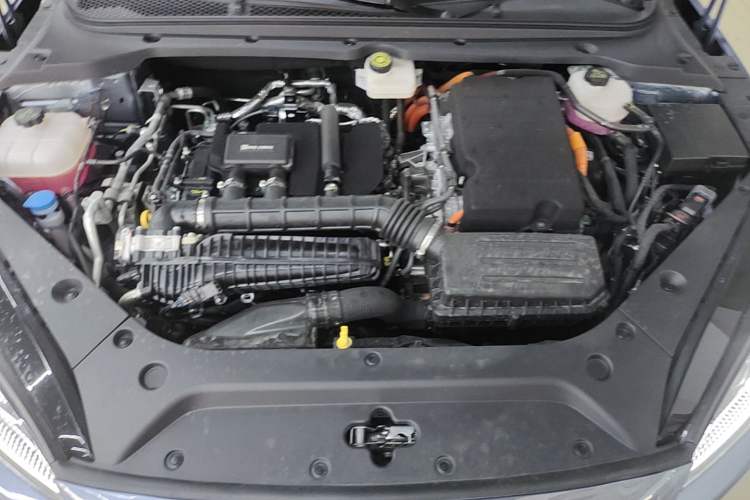 Used BYD Seal 06 New Energy 2025 DM-i Smart Drive 120KM Deluxe Model Engine Bay