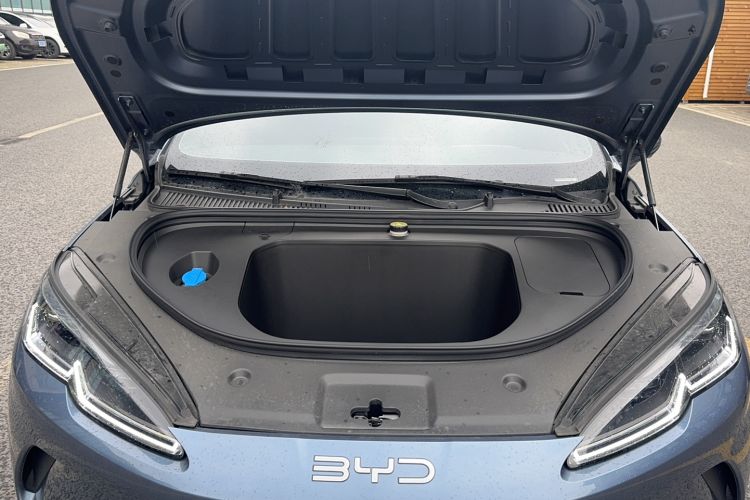 Used BYD Seal 06 New Energy 2025 EV 545KM Premium Edition Engine Bay