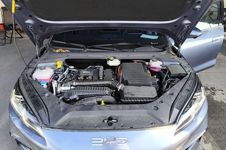 Used BYD Seal 06 New Energy 2025 DM-i Smart Drive 80KM Luxury Model Engine Bay