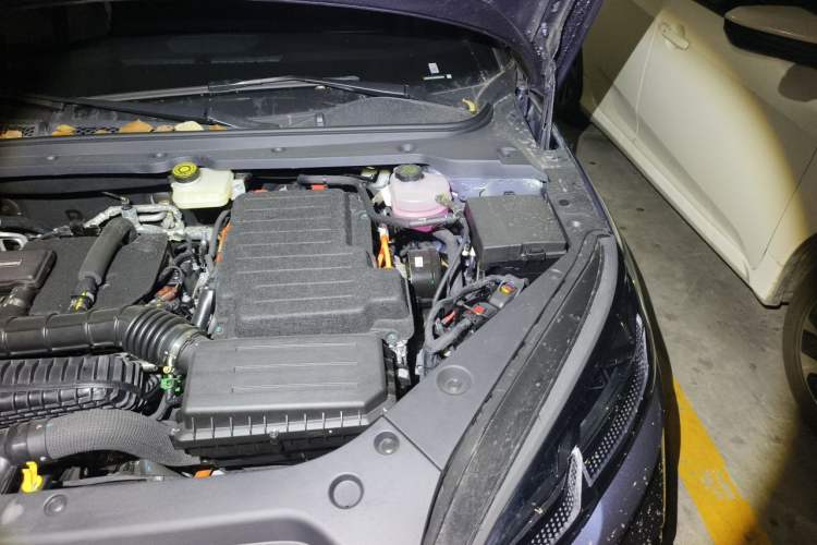 Used BYD Seal 06 New Energy 2025 DM-i Smart Drive 80KM Luxury Model Engine Bay Left