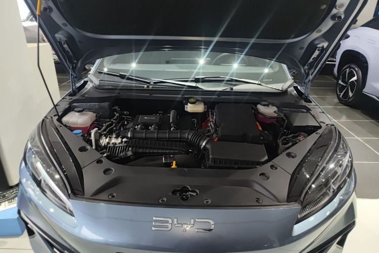 Used BYD Seal 06 New Energy 2025 DM-i Intelligent Drive 120KM Flagship Model Engine Bay