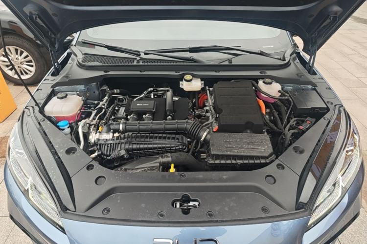 Used BYD Seal 06 New Energy 2025 DM-i Smart Drive 120KM Deluxe Model Engine Bay