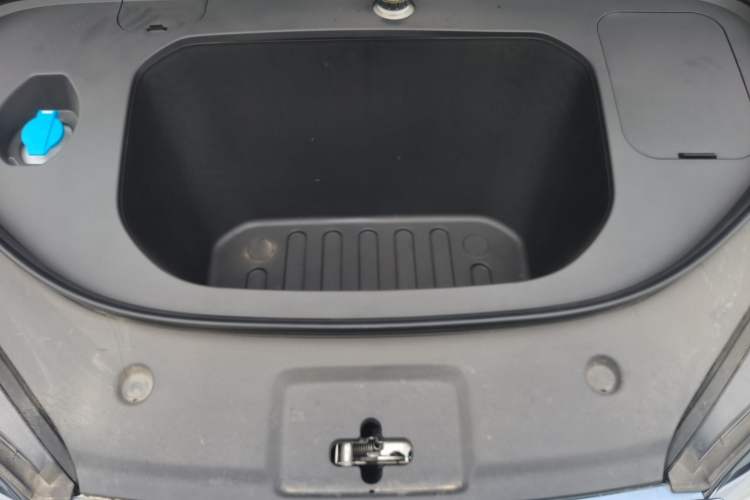 Used BYD Seal 06 New Energy 2025 EV 545KM Flagship Edition Engine Bay